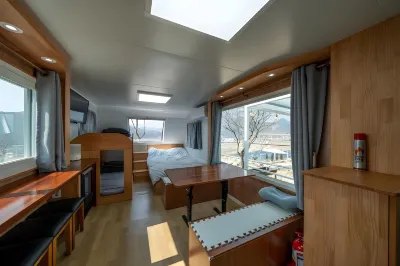 The Hill Glamping