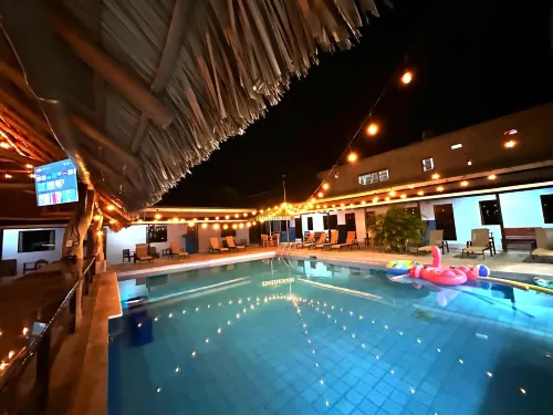 Republik Hotel & Steak House