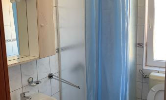 Villa Ata Razanac - Apartment with Sea View