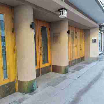 Kotimaailma Apartments Kamppi - 3BR Hotel Exterior