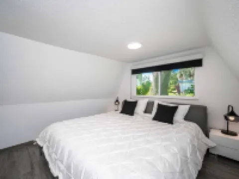 Sumner Lake Tiny House Hotels in Clermont