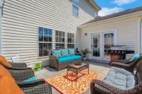 Kid Friendly Park Arcade Fenced Yard Firepit Grill Hotels in Kernersville