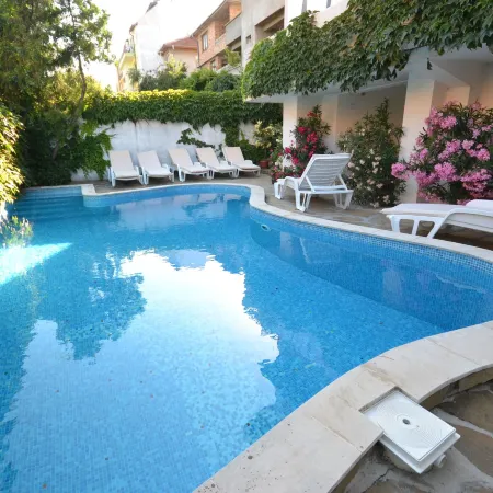 Hotel More