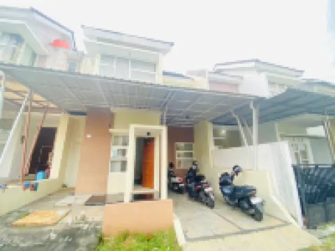 Villa Grand Taman Dau - 3 Bedrooms Hotels in Dau