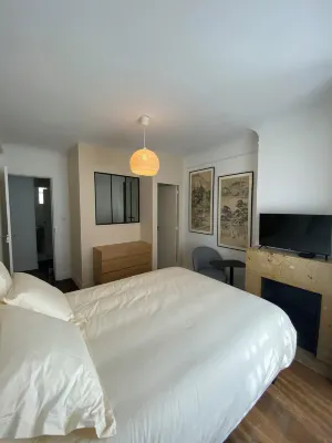 Maison Auguste - Bed and Breakfasts