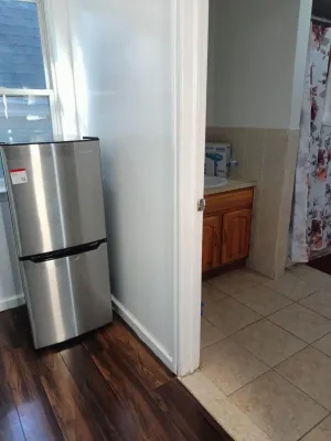 Fada Guest House - 38 Yates Ave Newark - Pensionat