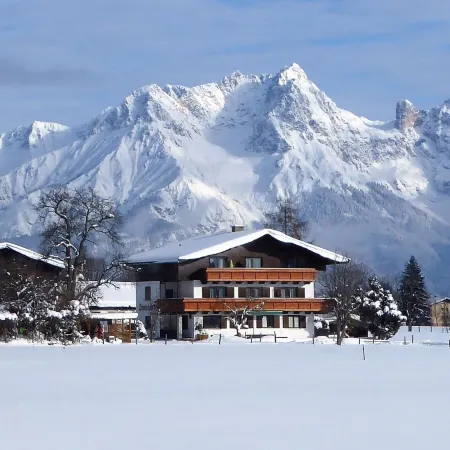 Contemporary Apartment in Maishofen Near Ski Area
