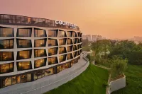 Courtyard by Marriott Pyeongtaek Hotels near Jinwuiheon Shimin Yoowonji