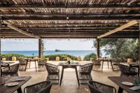 Falkensteiner Resort Capo Boi Hôtels à : Porto Sa Ruxi