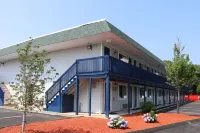Sunbird Cape Cod Annex - Parkering