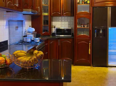 Rwenzori Luxury Suites & Residence