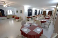 Biazi Paradise Hotel Hotels in Amparo