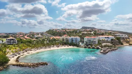 NEW Luxury Ocean View Stay at The Shore Blue Bay Отели рядом с достопримечательностью «Curaçao Rif Mangrove Park»