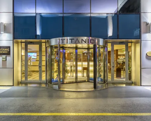 Titanic Port Bakirkoy Hotels near Bakirkoy