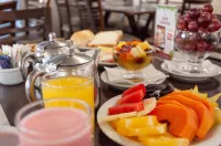 SJ Executive - San Juan Curitiba - Desayuno