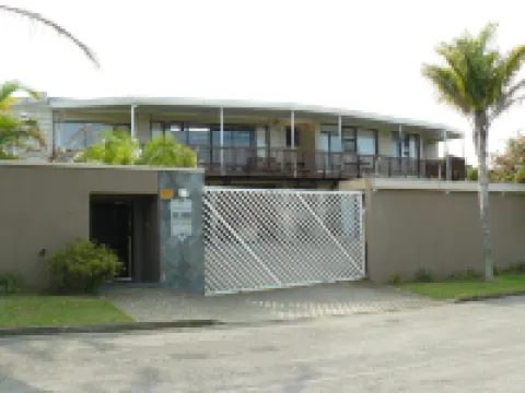 シー モア ゲスト ハウス