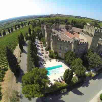 Hostellerie Château des Fines Roches Hotel Exterior