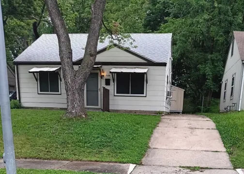 The Three C's...Calm, Classy & Comfortable