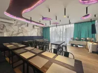 Lighthouse Point Hotel