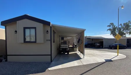 Island Home in Lake Havasu City...Steps from Beach