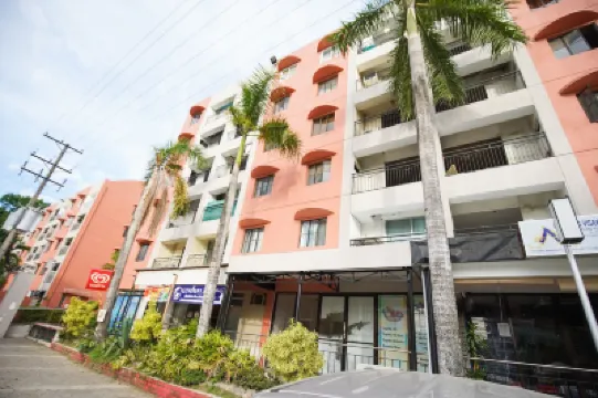 Bmax Spacepods Hotels near Mactan-Cebu Intl. Airport