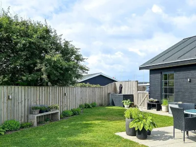 6 Person Holiday Home in Logstor