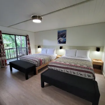 Ski Mountain Lodge