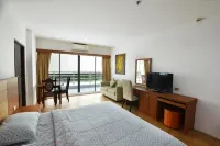 Condo Express View Talay 6  호텔