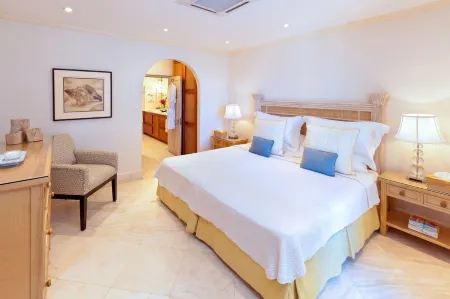 Enchanting Beachfront Retreat - Leamington Cottage 1 Bedroom Villa by Blue Sky Luxury