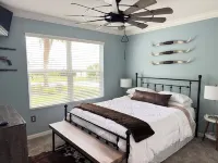 TikiTiki Lake Sumter, private pool, hot tub, game room, outdoor kitchen&tiki bar Hotels near Publix Super Market at Colony Plaza
