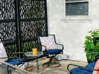Superb 4BR/Suite NKC Near KC Chiefs, Soccer Stadiums, Airport & Entertainment