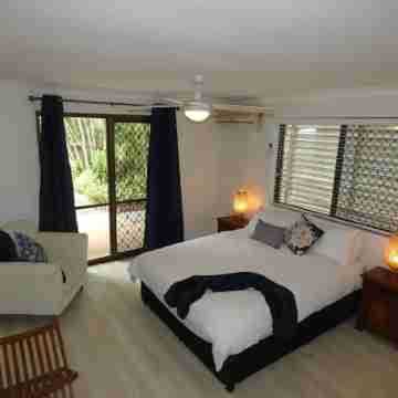 Mooloolaba Beach House- Pet friendly Rooms