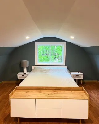 Beautiful  1-bedroom Cottage on Shawanaga Lake Hotels near The Ridge at Manitou Golf Club