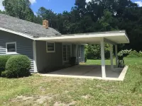 Farm/Woods Stay, 3 Miles from Live Oak