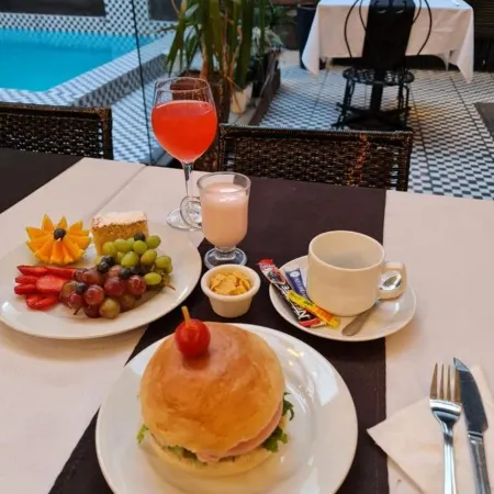 Tremo Hotel Boutique Bellas Artes Отели рядом с достопримечательностью «Торговый центр Vivo Centro»