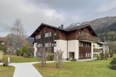 Very quiet roof holiday apartment, vast ski resort very close Hotels near Alpwald
