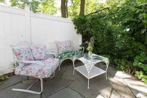 Vintage Charmer Waterfall views! sleeps 5!