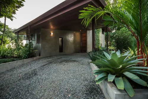 Encantada- Brand New Villa, Truly Spectacular with Mountain and Ocean Views