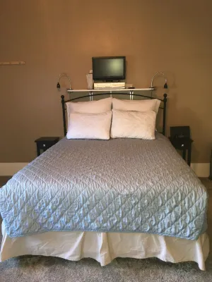 Cozy Suite Downtown Nevada City Located In The Historic Hatfield House Hotels near J J Jackson's