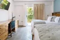 Luxury Beach Villa Ideal for a Multi-Family Stay in Playacar – 4BR – 2 Families