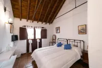 Hotel Posada del Bandolero Hotels in Viñuela