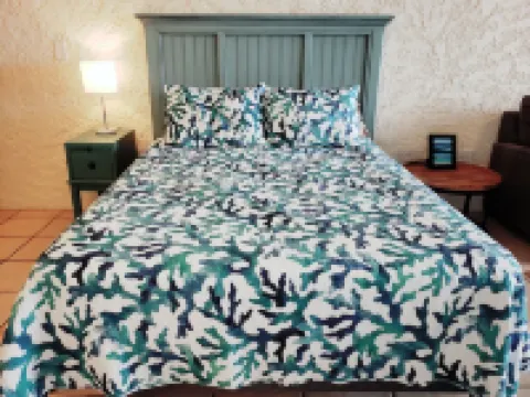 Caribbean Escape Just Steps from Sapphire Beach! Hoteles en Santo Tomás