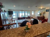 Perfect Lakefront Getaway ~ Beautiful Private Setting! Hotels in Dedham