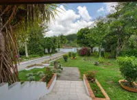Private Luxury Mountain Villa Hotels near Las Quebradas Biological Center