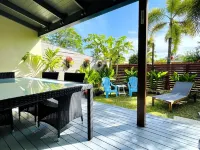 Muri Beachside Villa - Super Popular  Location at Muri Beach, Pool, Kayaks!