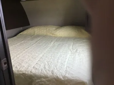New travel trailer 5 steps from waters edge on Lake Superior!