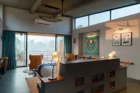 Outpost 12 - A Sinali Experience - Kanha Hotel a Mandla