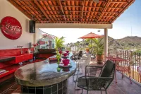Private Guesthouse in an Old Town Staffed Villa w/Views and Heated Rooftop Pool