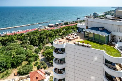 Panoramic Sea view Apartment Hotels in der Nähe von Roman Catholic Church of St. Clement