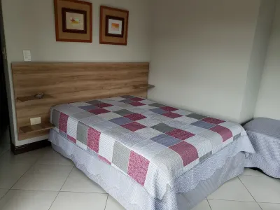 Luxurious 2 story home, terrace overlooking the sea. Hotels in Praia da Enseada